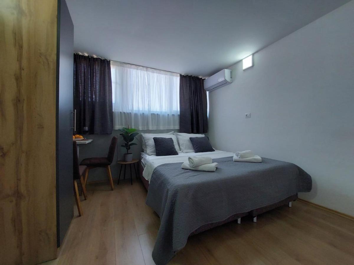 Apartmani Roza PUY Eksteriør bilde
